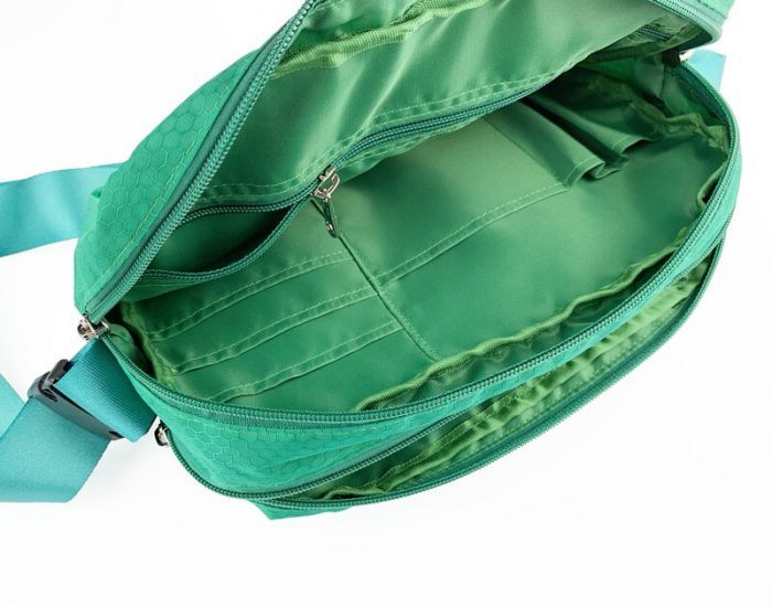 square CHEESE 4L shoulder bag green_4